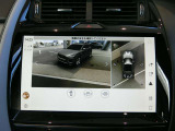 3Dサラウンドカメラシステムにより、全周囲カメラとセンサーで狭い場所でも安心して、駐車・走行できるようにサポートします。タッチスクリーンの表示と音で障害物との距離を確認できます。