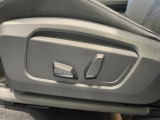 運転手が代わってもボタン一つで設定ポジションに。常にご自身のドライブ設定が整います。