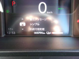 純正ナビで連動性も便利です。バックカメラも付いていて安心です。