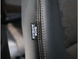 エアバッグは運転席、助手席以外にサイドカーテンエアバッグとサイドエアバッグが付いています。