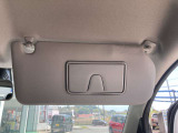 運転席側のバイザーです
