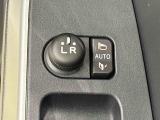 オート格納機能付きミラー  キーフリーシステムのドア施錠に連動して自動的に格納!乗降時のミラー操作の手間が省けて便利です♪閉じ忘れを防げるほか、降車の直前まで後方の確認ができます!!
