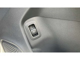 運転席からトランク操作できます☆