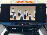 停車時に映像を楽しめるTV機能。ご家族やご友人とリラックスしたひとときを過ごせます。