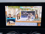 純正テレビチューナーが装着されておりますのでフルセグ受信が可能でございます。※走行中は音声のみでお楽しみくださいませ。