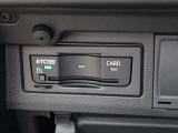 認定中古車保証1年間距離無制限の保証とロードアシスタンスサービスが全車に付帯されています。また、1年間または2年間の延長保証(有償)もご利用いただけます。