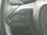 ■運転中のオーディオ操作はステアリングスイッチで!目線を外さないから安全性がUP♪
