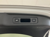 【電動リアゲート】スイッチ操作で、パワーテールゲートを自動で開閉することができます!