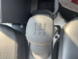 マニュアル車です☆