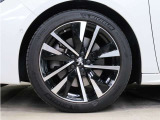 ■タイヤ235/45R18