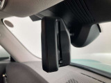 ルームミラー一体型のETC車載器となっております!