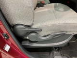 延長保証につきましてはお求めいただく車両によって保証料が異なりますので、当店スタッフまでお気軽にお問い合わせくださいませ。