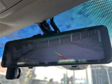 【インテリジェントルームミラー】後方の確認がデジタルインナーミラーで可能です♪荷物がたくさんのっていても安全ですね!