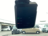 ドライブレコーダーを装備しており、走行中の映像をしっかり記録します。万が一の際の状況確認に役立つ安心装備です。