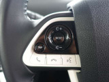 ステアリングリモコン!ハンズフリー通話機能搭載!運転中でもスマホに触れることなく音声通話やオーディオ操作が可能です!