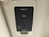 マツダ純正スマートインETC装備!サンバイザーの裏に車載器をスッキリ収納!ワンプッシュでETCカードの出し入れも簡単にできます。