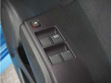 ◆パワーウィンドウスイッチ◆運転席から全席の窓の開閉操作を行うことが出来いつでも換気ができます!