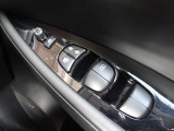 全席パワーウインドウ★運転席はワンタッチで開閉可能です♪