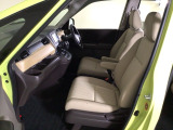 豊富に在庫を取り揃えています!軽自動車からミニバン、セダン、SUV、話題のハイブリッド車など続々入荷しております!