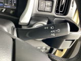 【オートライト(AUTO)】外の明るさをシステムが感知して、自動でヘッドライトが点灯します!ヘッドライトをつけ忘れを防ぐ便利機能です