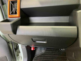 新車・中古車の販売だけでなく、メンテナンス(点検、車検、修理)、部品販売、レンタリース、JAF取扱い、損保(自動車保険) 各種保険代理店保険の加入などお車に関することに対応しております。