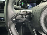 ステアリングスイッチ装備!運転しながら手元でオーディオの操作などができます。