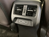 車が大好きなスタッフが心をこめて接客いたします。お客様一人一人のお車に対する思いや気持ちをうかがい、充実した時間が過ごせるよう努めます。