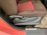 延長保証につきましてはお求めいただく車両によって保証料が異なりますので、当店スタッフまでお気軽にお問い合わせくださいませ。