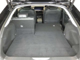 便利な6:4分割可倒式シートです。収納と乗車人数のバランスに優れています♪荷物の大きさの応じたラゲージスペースをフレキシブルに作り出せるので、シーンに合わせた使い方ができます♪