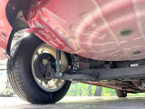 お車を安心してお乗りいただく為には、足回りの定期点検が欠かせません。サービスサポート(有償保証)では無料点検もご提供しており、安心のカーライフをお過ごしいただけるサポート体制が整っています。