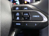 運転中でも手元で操作できます。