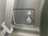 運転者に優しいスイッチ類の配置です。