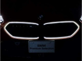 【キドニーグリル】BMWは約90年もの間、ほぼ全ての車両にひと目でBMWだと分かるこの特徴的なフロントグリルが備えられ、デザイン・アイコンとして親しまれてきました。
