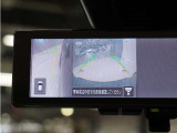 ◆バックモニター内蔵ルームミラー◆リバースにするだけで映ります、後方の安全確認や、狭い駐車場での車庫入れ、雨の日や夜間など視界の悪い時に便利です!安全にバックする為には欠かせない装備です。