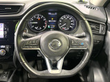 【ステアリングスイッチ】運転中、前方から目線をそらすことなく、オーディオ等の操作が可能な便利機能!安心&快適なドライブを演出してくれます♪