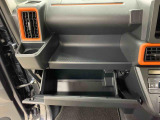 認定中古車はご購入から1年間・距離無制限の保証付き!(年式により6ケ月・距離無制限となります)