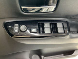 運転席のパワーウインドウ等操作部