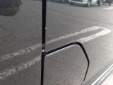 運転席扉 点キズ