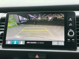 進化したバックモニターで、駐車時の安全性を高めます。広角映像をクリアに表示し、後方視界をサポートします。