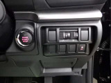 ようこそオートエムワンへ!この度は弊社在庫車輛を、ご覧頂きまして誠に有難う御座います。豊富な自社在庫からお好みのお車をお選び下さいませ。