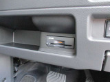 ここにETC付いております。高速道路の料金所もスイスイ♪ ETCカードの申し込みは日産カードがおすすめ!!!「安心」「おトク」「便利」で皆さまのカーライフをサポートする特典満載のカードです。
