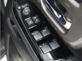 ◆パワーウィンドウスイッチ◆運転席から全席の窓の開閉操作を行うことが出来いつでも換気ができます!