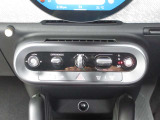 新車登録から7年目まで、最長4年間の走行距離無制限保証をご用意。ご購入後も安心が長く続きます。