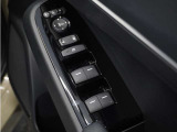 ◆パワーウィンドウスイッチ◆運転席から全席の窓の開閉操作を行うことが出来いつでも換気ができます!