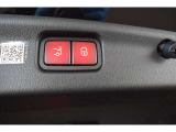 万一の車両トラブルなどが発生した場合でも、お電話一本で、現場での応急処置や、車両のけん引、ドライバーや同乗者の方の移動の手段の手配など、一定の条件にて無料でサポートいたします。