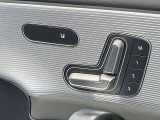 ■メモリー付きパワーシート/シートヒーター(運転席)!