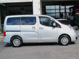 車両右側(カラードバンパー&ドアハンドル)