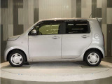 整備代金を車両本体価格に含んでおります。法定点検整備または定期点検を実施し、点検記録簿を発行致します。