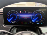 EQケアにより新車登録日より5年または10万kmまで一般保証及びメンテナンス保証24時間ツーリングサポートが適応。高電圧バッテリーは新車登録日から10年または25万kmまでEQ特別保証が適用されます。