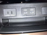 非常時やキャンプなどに役立つAC100Vコンセント付きです。